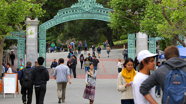 Sproul_Plaza_P2